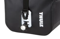 Thule Shield Handlebar Bag 100056 -Roof Rack Store HD 5661 bfd18a75035a8ba46a0f0f9e1f090f1e