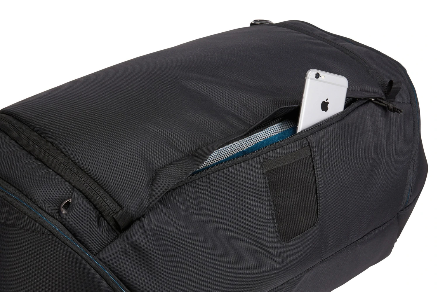 Thule Subterra Duffel 60L 3204026 8 Thule Subterra Duffel 60L 3204026 - Image 6