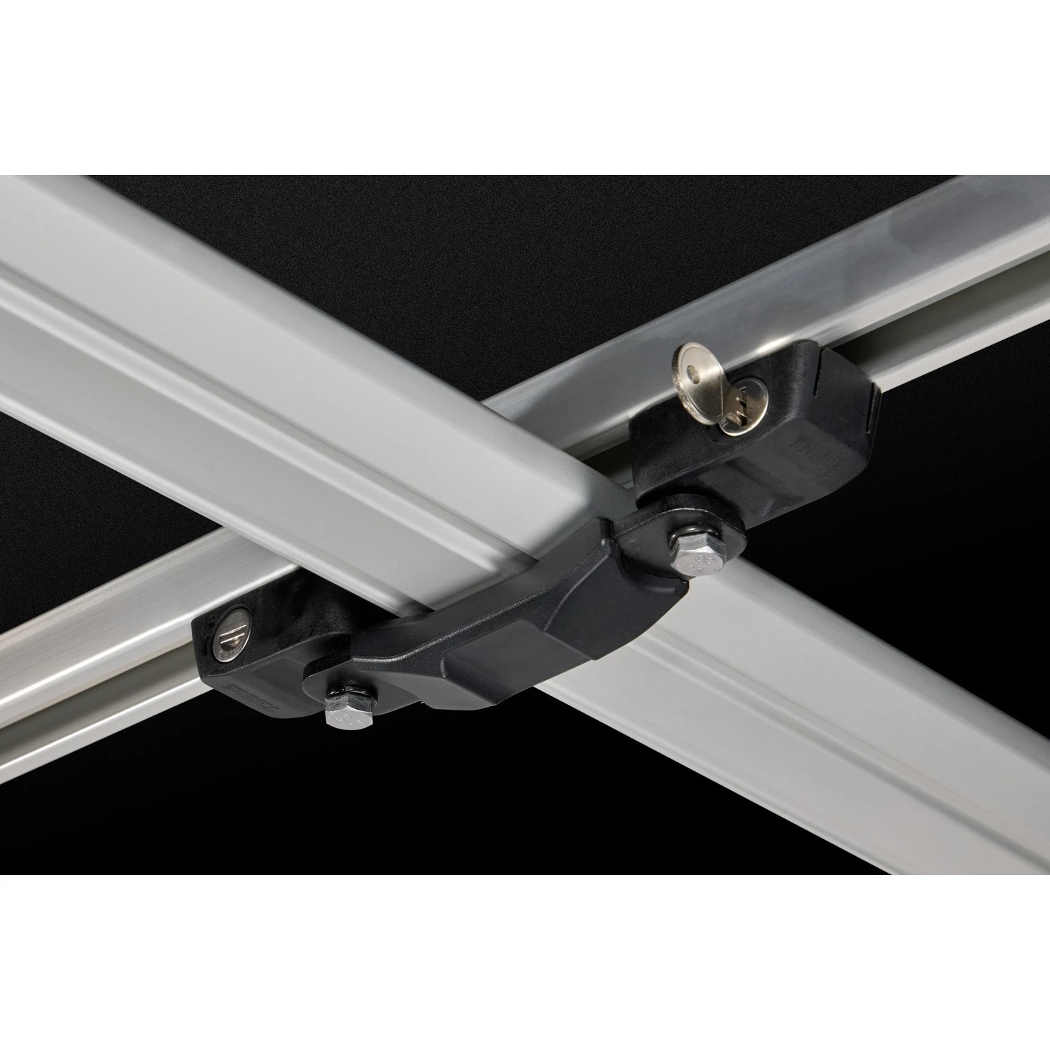 Thule Approach M Dark Slate 901014 9 Thule Approach M Dark Slate 901014 - Image 7