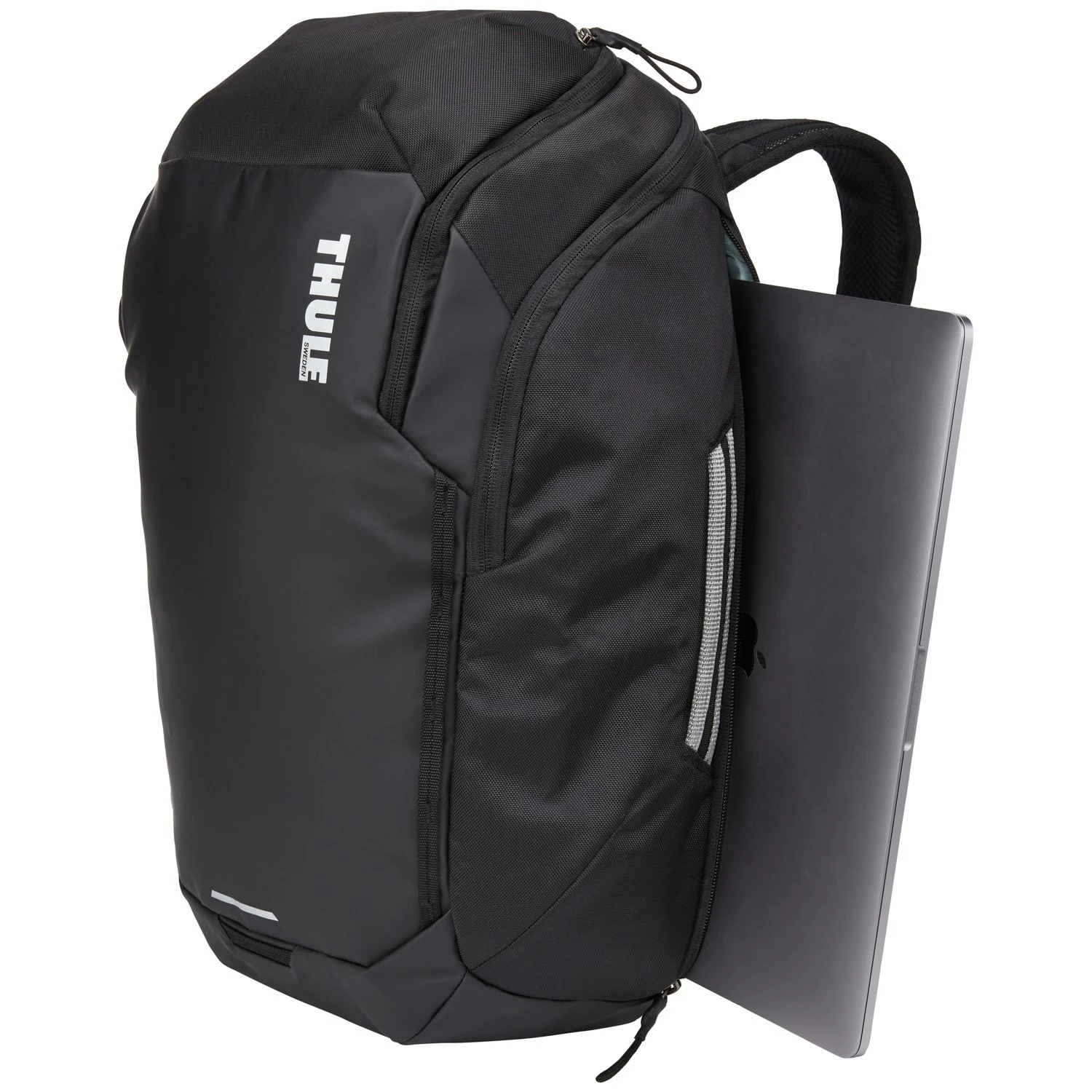 Thule Chasm Rucksack 26L - Black 3204292 5 Thule Chasm Rucksack 26L - Black 3204292 - Image 3